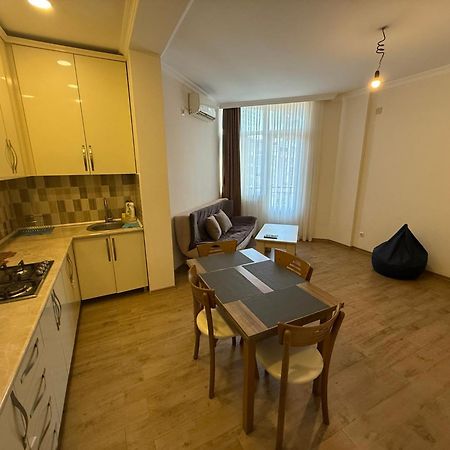 Apartment On Melikishvili 51 Batumi Exterior photo